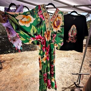 Floral Green Maxi Dress with V-Neck